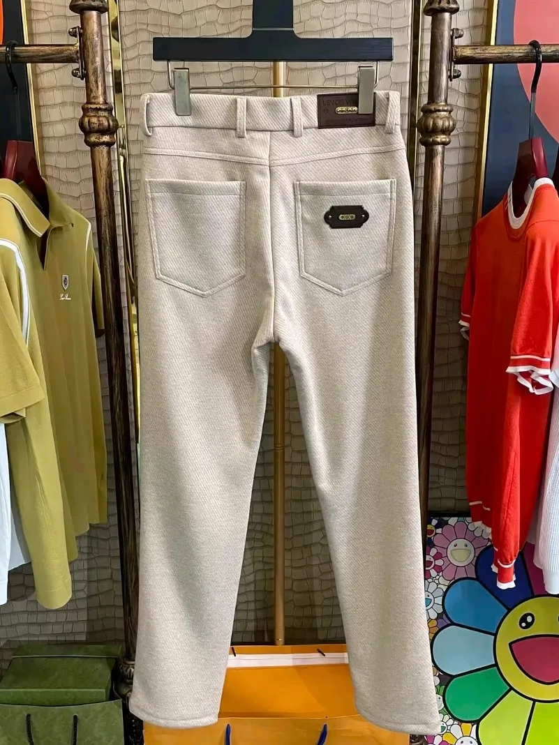 

Новинка: Мужские повседневные брюки A23 – высокое качество, комфорт, универсальность, модный дизайн, прямой крой, осенне-зимняя коллекция, детали на карманах.