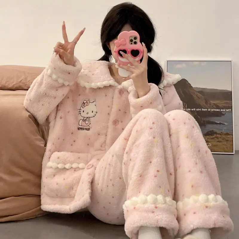 

Hello Kitty, осенне-зимняя пижама с героями мультфильмов для девочек, милая милая пижама с воротником Питера Пэна и вышивкой, теплая утепленная домашняя одежда на флисовой подкладке