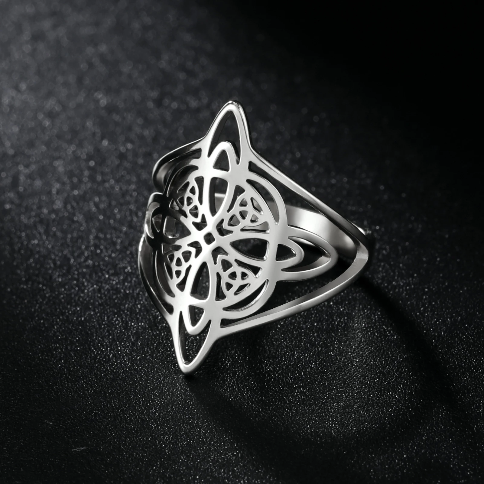 Lemegeton Stainless Steel Witch Knot Ring Wiccan Cross Celtics Knot Women Rings Witchcraft Good Luck Protection Amulet Gift