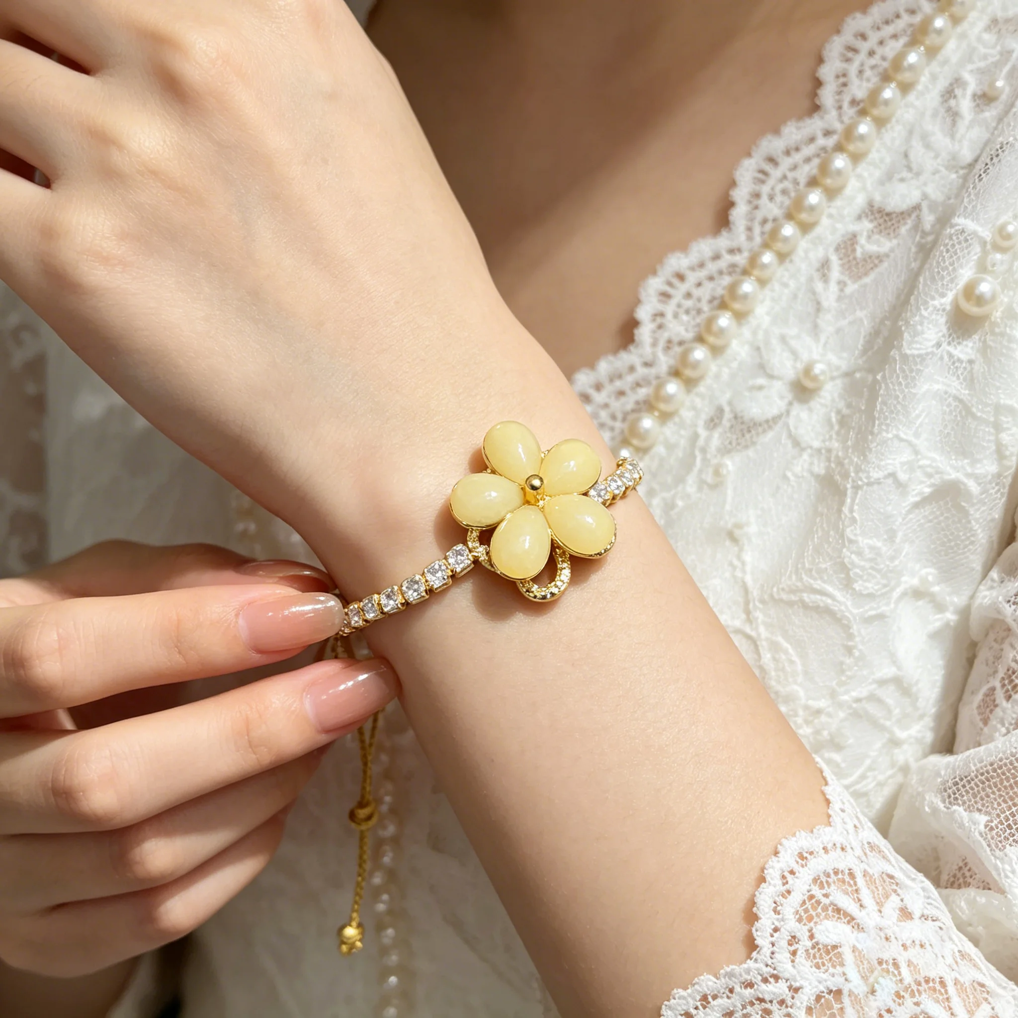 Gold Plated Sparkling Yellow Flower CZ Adjustable Sliding Tennis Bracelet Women Trendy Elegant Party Jewelry Gift For Her
