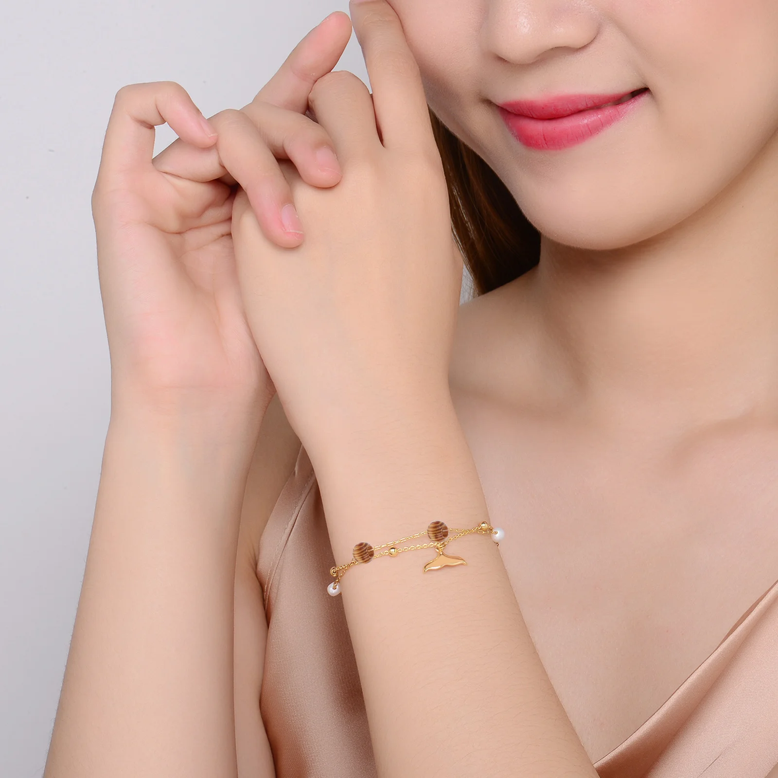 100Pcs Natural Pine Beads 20Mm Round Wooden Beads for DIY Jewelry Making Supplies Craft Home Decor Unique Patterns