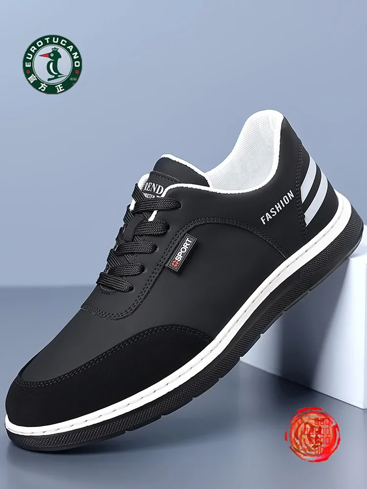 

Casual Leather Men's oes Breathable Comfortable Soft Bot Anti-Slip Faionable Versatile Sports oes EUROTUCANO