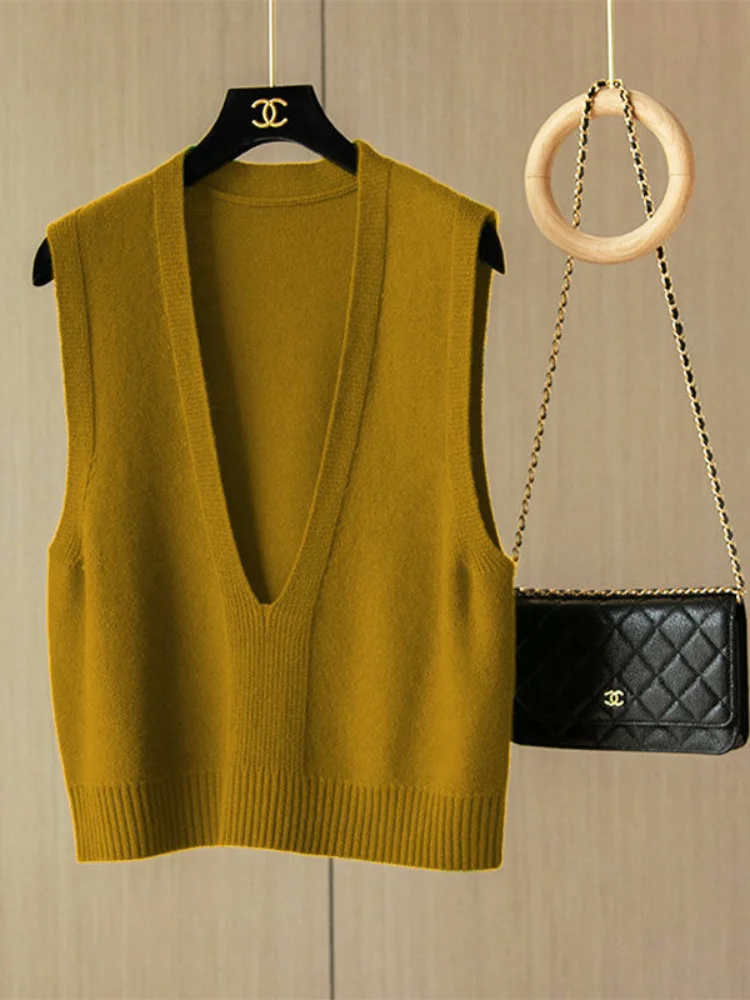 เสื้อกั๊กไหมพรมคอวีแฟชั่น สำหรับฤดูใบไม้ผลิและฤดูใบไม้ร่วง เสื้อกั๊กไหมพรมผู้หญิง ทรงเข้ารูป สวมใส่เป็นเสื้อคลุมได้  ความยาวครึ่งตัว