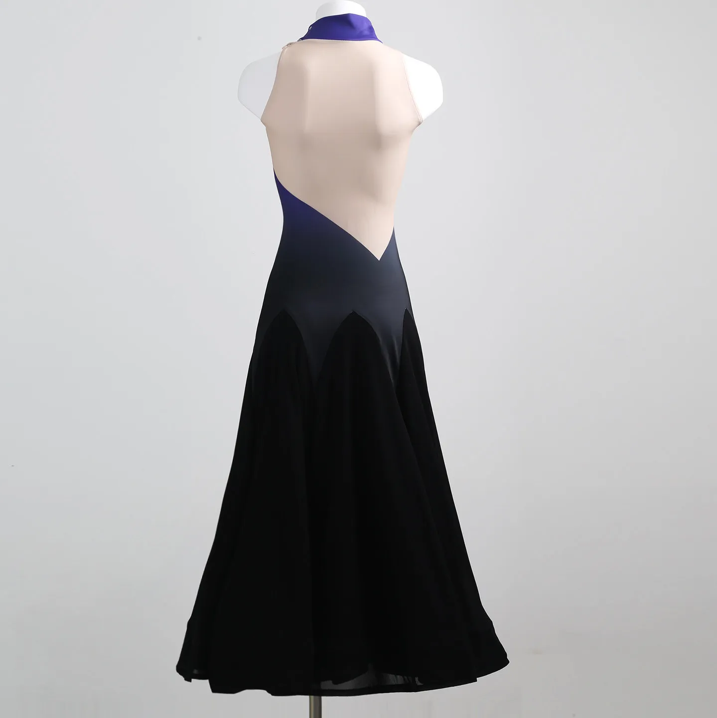 Halter sleeveless big swing dance dress with color‑block geometric cut and gradient print slim fit style,suitable for ballroom d