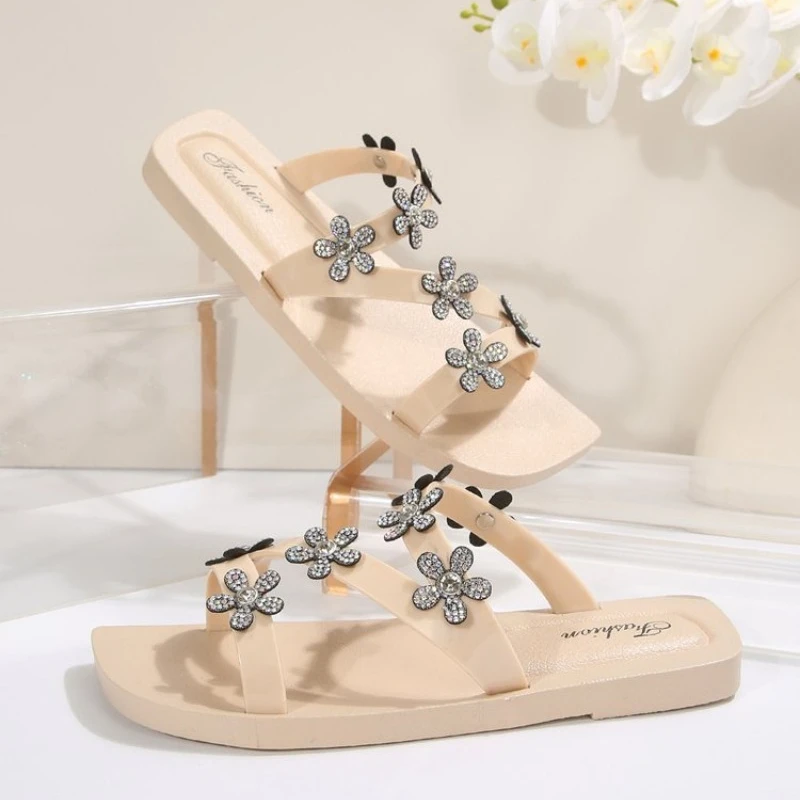 

Женские сандалии на плоской подошве со стразами и цветами, модные летние тапочки 202, женские легкие нескользящие уличные пляжные шлепанцы