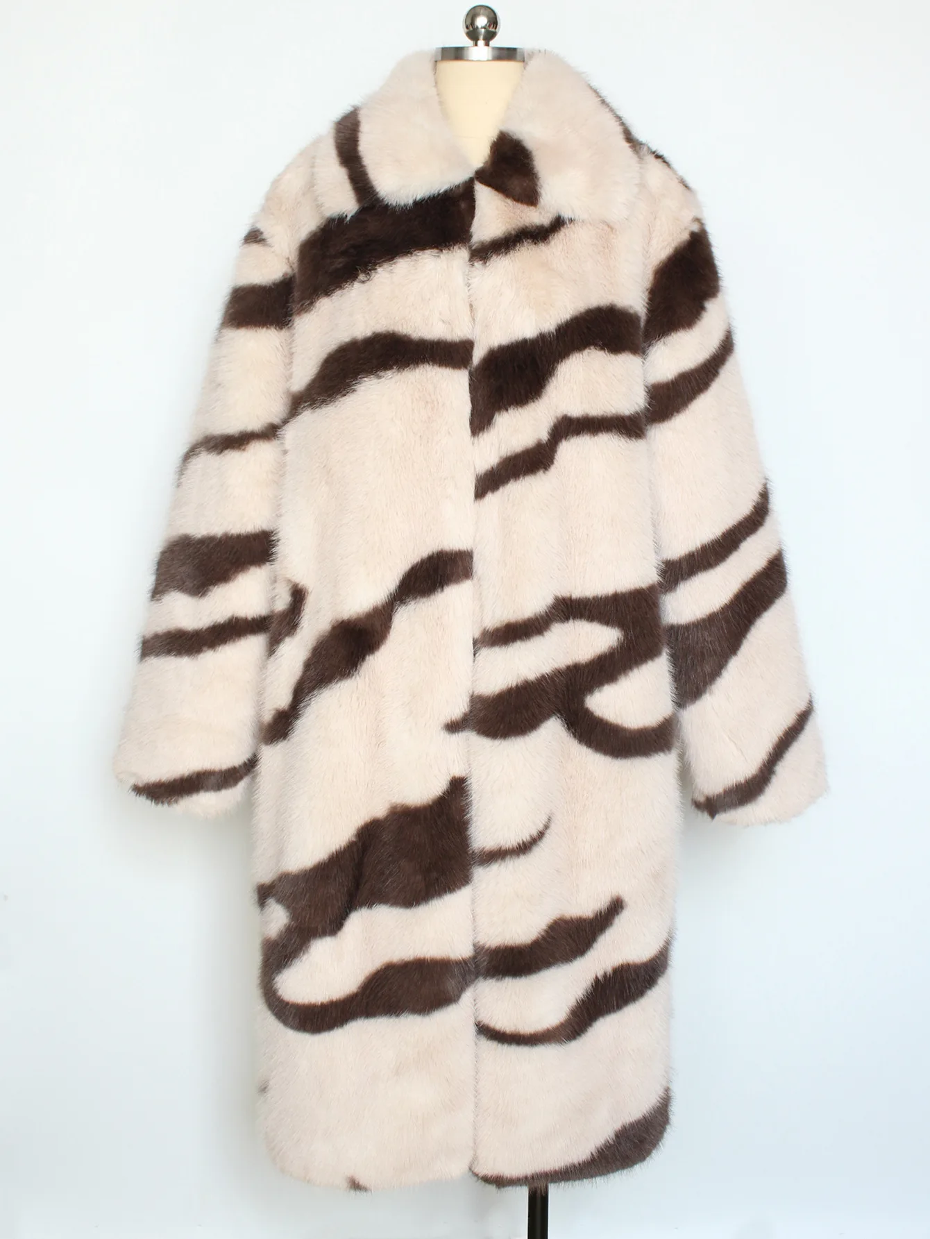 Women's Zebra Pattern Color Imitation Fur Coat Warm Flip Collar Design Autumn Winter High Street Fashion Warmth