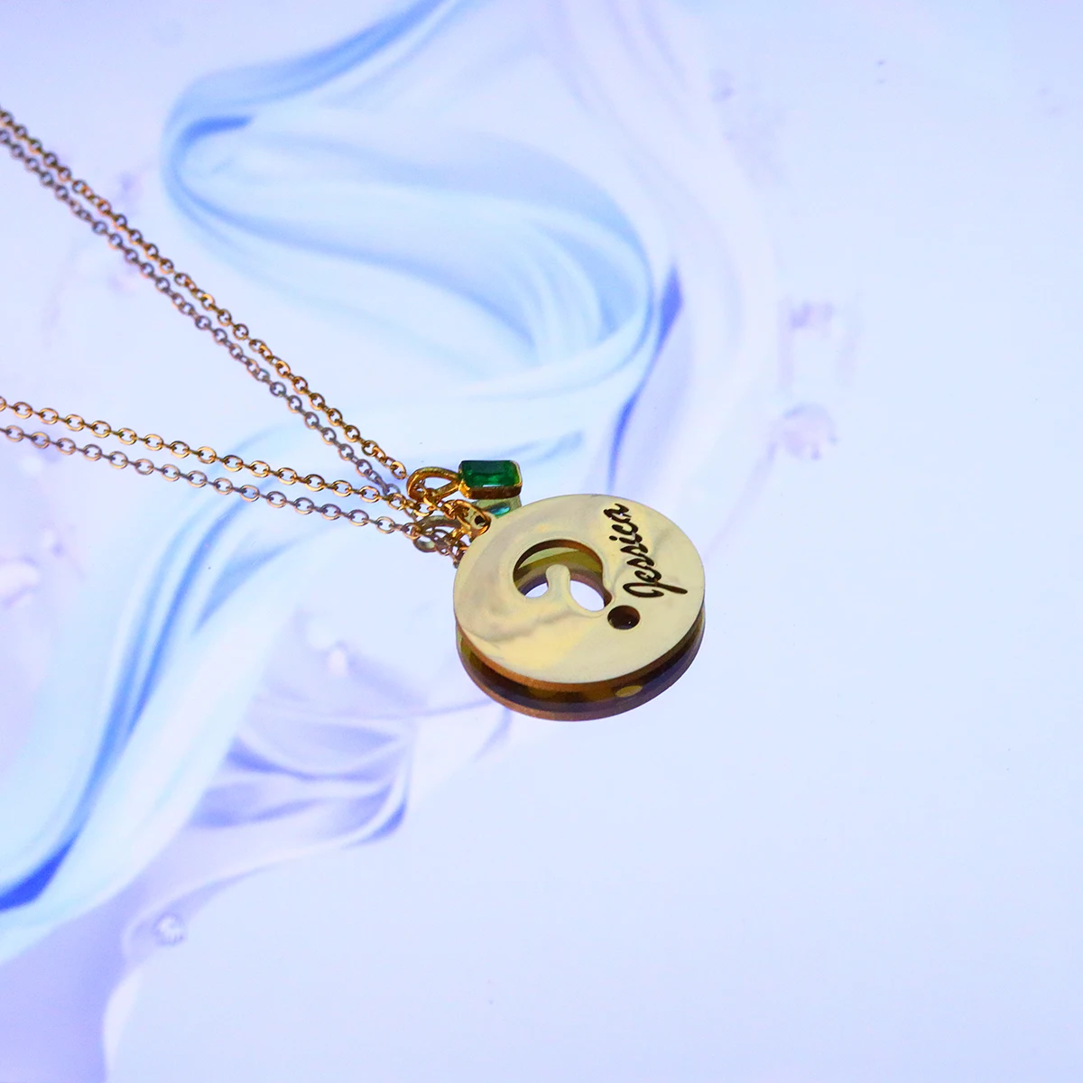 

Chandler Custom Name Stainless Steel Necklaces Lot Hollow Heart Round Pendant Charms Fashion Necklace For Women