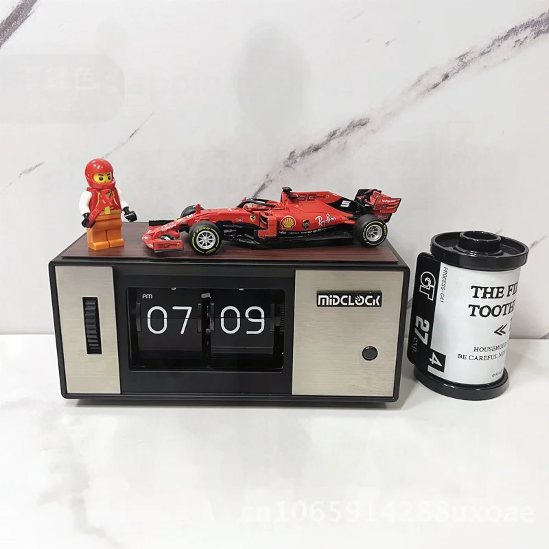 Reloj de péndulo LED de estilo japonés Retro, diseño minimalista con tapa de página y luz, reloj de caja mecánica de escritorio pequeño