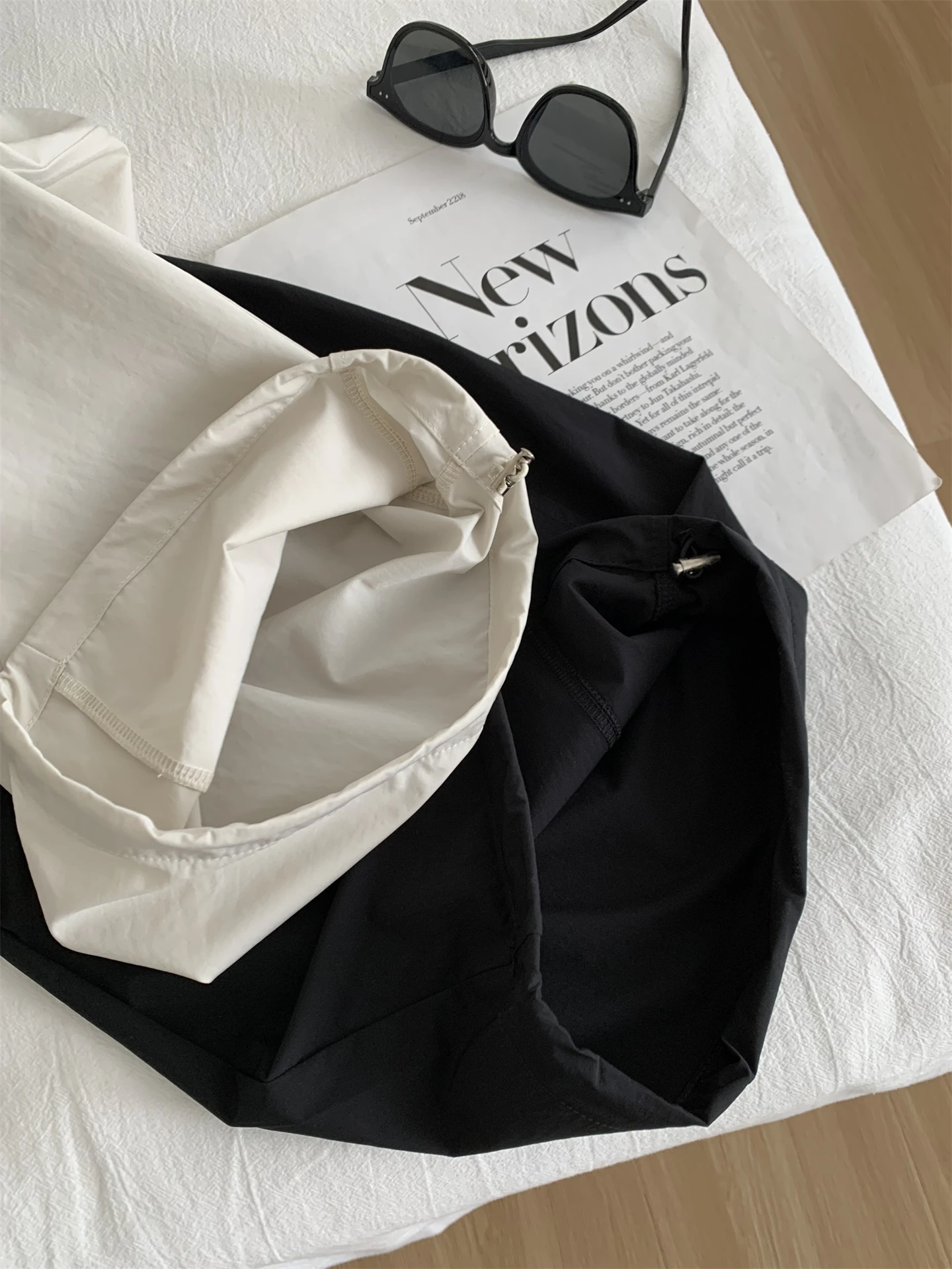 Lightweight Patchwork Curved-leg Cargo Pant Women, Relaxed Fit, Slimming, High-waisted, Wide-leg, Cuffed