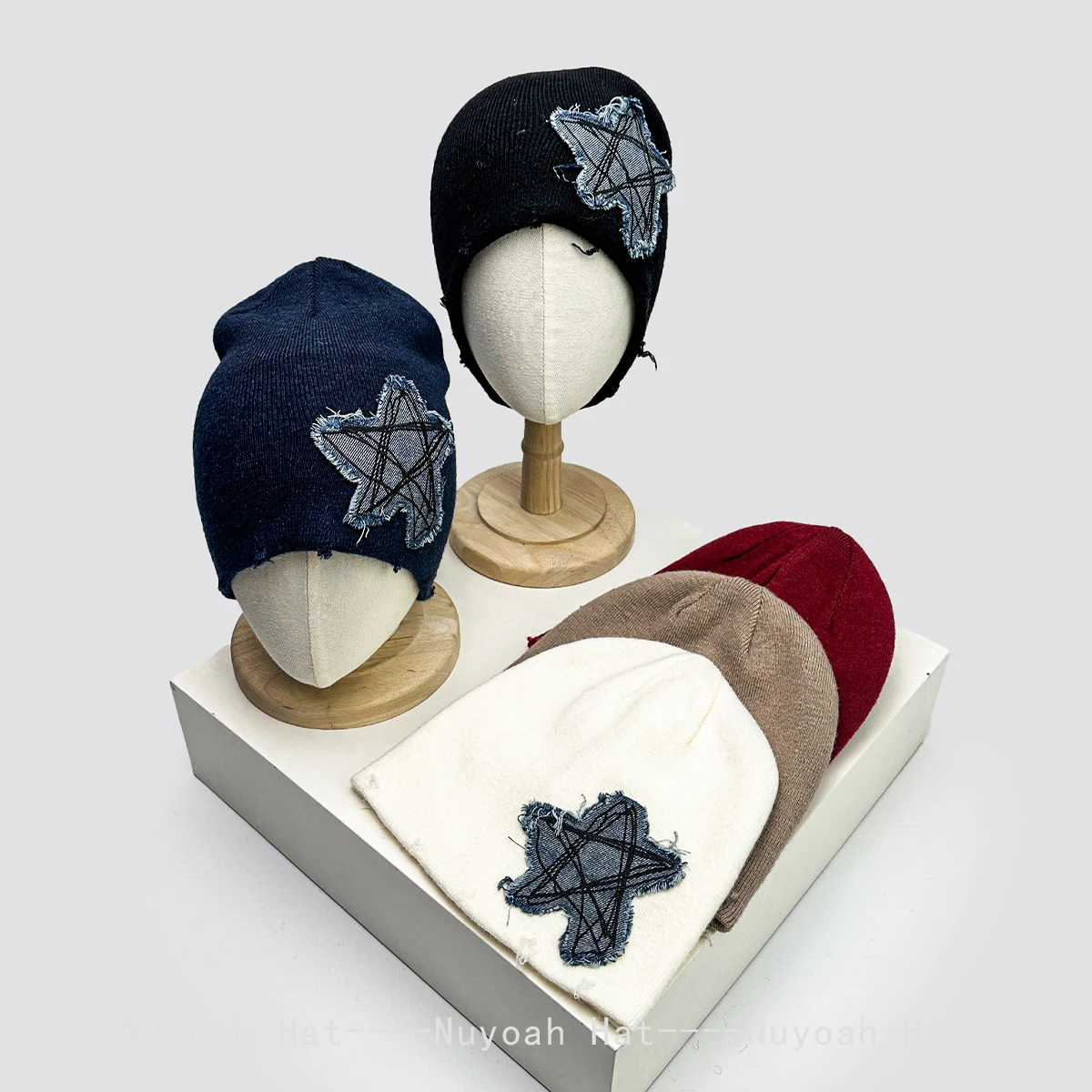 

New Men Women Korean Simple Patch Five-pointed Star Knitted Hats Personal Warm Retro Fashion Beanies Street Versatile ins Casual