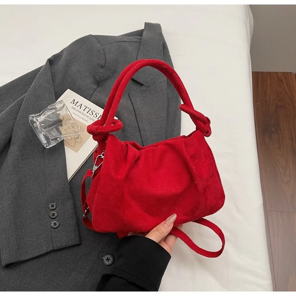 Lässige Wildleder-Umhängetasche mit Faltenstruktur, Magnetverschluss, Modische Handtasche mit Weichem Griff, Pendeltasche für Damen – Detail 8