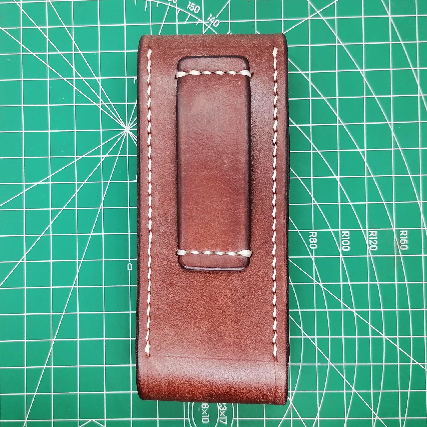 Hand Made Belt Leather Pouch Sheath for 111mm Victorinox Swiss Army Hunter Knife