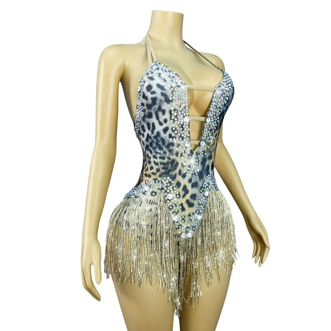 

Сексуальное леопардовое боди со стразами и кисточками, женский цельный короткий комбинезон с открытой спиной, праздничный наряд для танцев на пилоне, комбинезоны