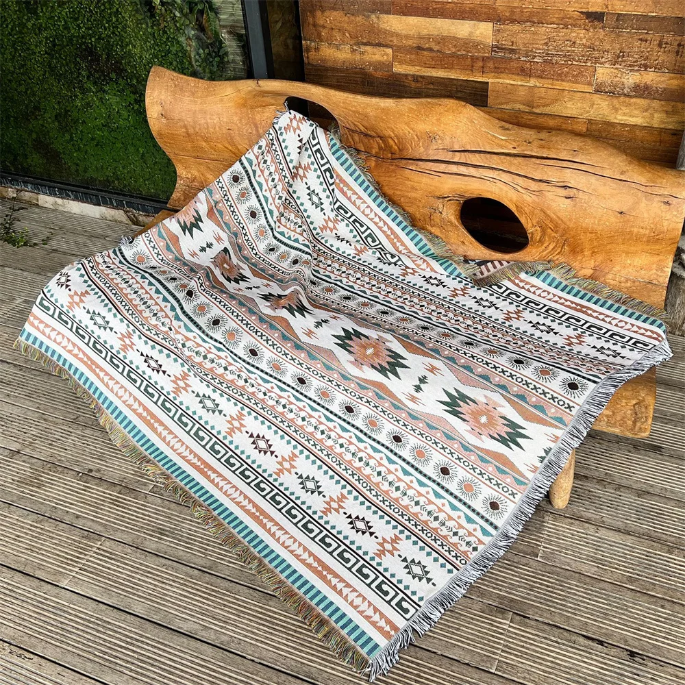 Double-Sided Vintage Woven Blanket Boho Aztec Throw Blanket with Fringe Southwestern Geometric Tapestry Sofa Chair Cover Outdoor