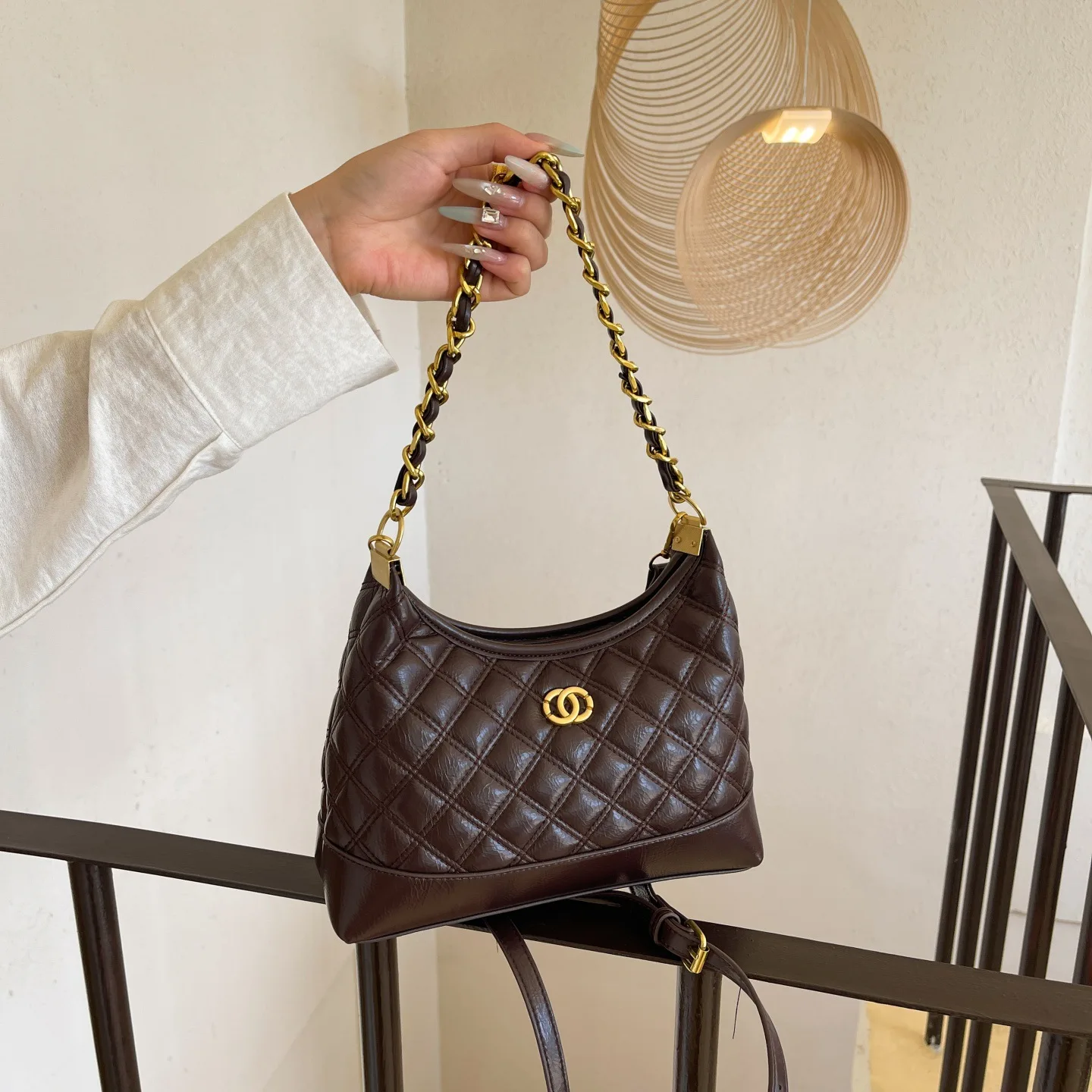 

​2025 SS Chain Strap Underarm Bag, Chic Convertible Shoulder Crossbody Purse for Women Day to Night Tote Fashionable Sling Bag​