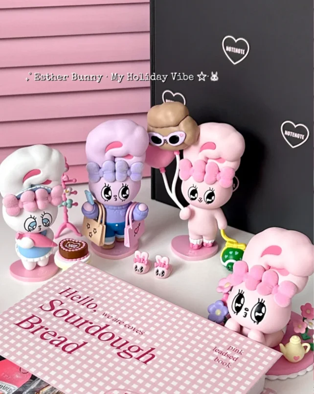 

Подлинная серия Esther Bunny Holiday Time, слепая коробка, милая фигурка, коллекция кукол, украшение для рабочего стола, модный тренд, подарок