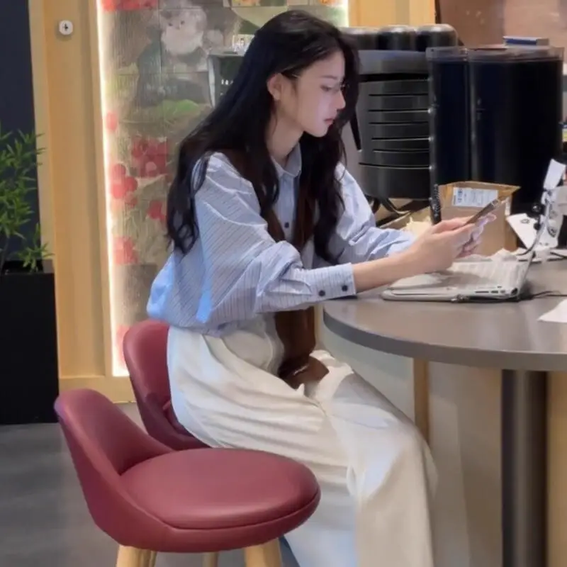 Niebieska koszula w paski z długim rękawem dziewczęca wiosna jesień nowe topy modny temperament niszowa odzież damska odmładzająca hurt