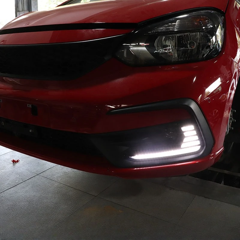 For Honda Fit /Honda Jazz 2020 Daytime running light flow steering modification front fog light exterior accessories