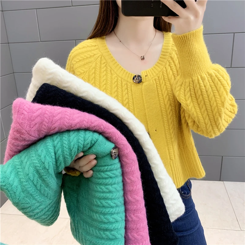 

2024 Women's Knitted Cardigan with Round Neckline Jacket Single-Breasted Top Early Spring and Autumn New Solid Sweaters R54