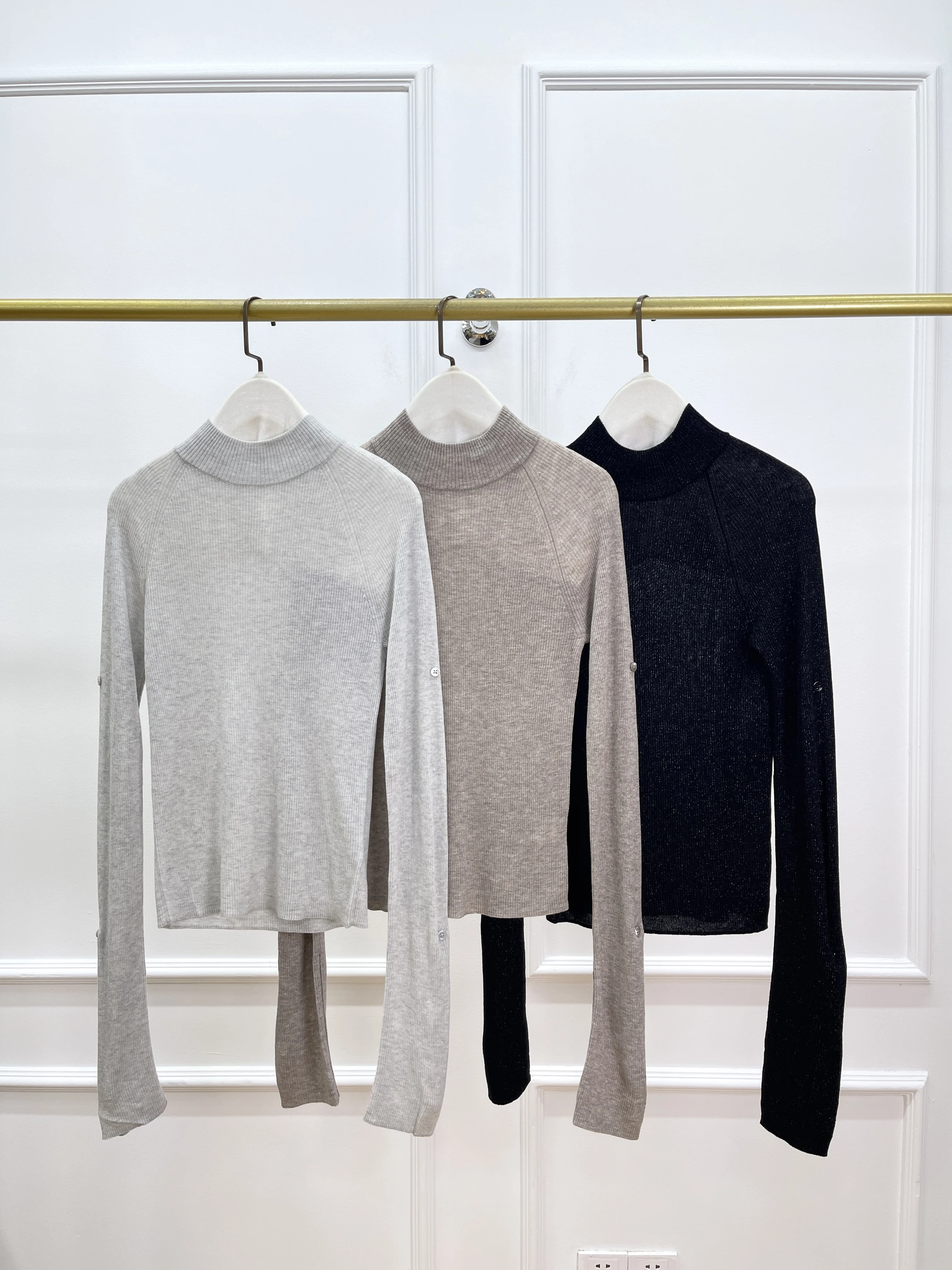 

25 Autumn And Winter Shiny Silk Sheep Wool Stand-Up Collar Sweater Slim High Elastic Pullover Hand Sleeve Roll-Up Top