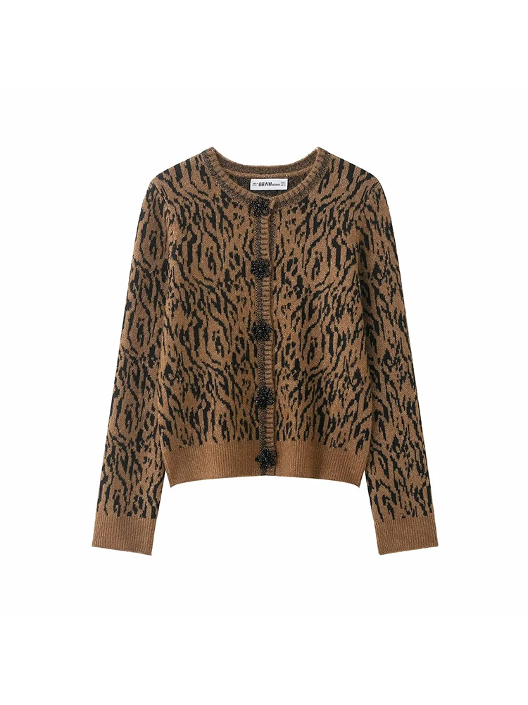 

Women's Animal Jacquard Knitted Jacket Autumn Winter Fashion Round Neck Long Sleeved Sweater Beads Decorated Casual Female Tops
