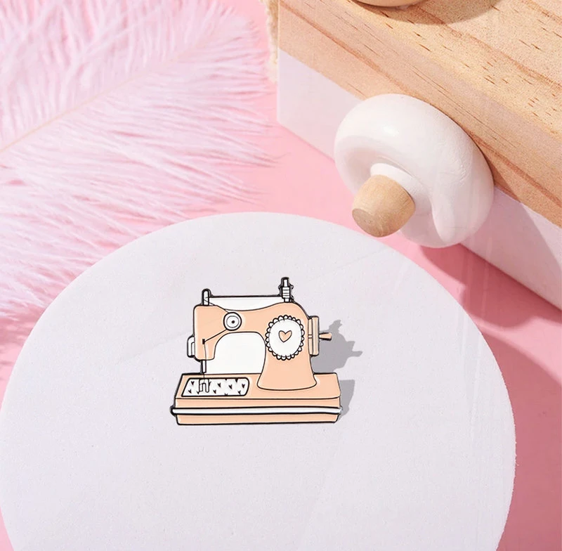 Lapel Pins Handcraft Badge Cartoon Jewelry Gift for Kids Friends Pinsk Sewing Machine Enamel Pins Custom Pines Bag Clothes