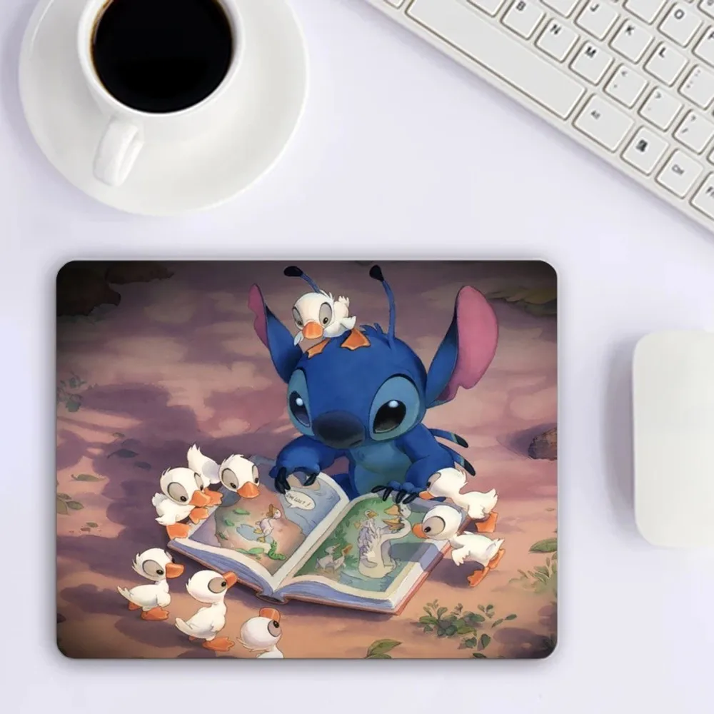 Alfombrilla de ratón de Lilo & Stitch, accesorios para Pc, alfombrilla de escritorio para ordenador