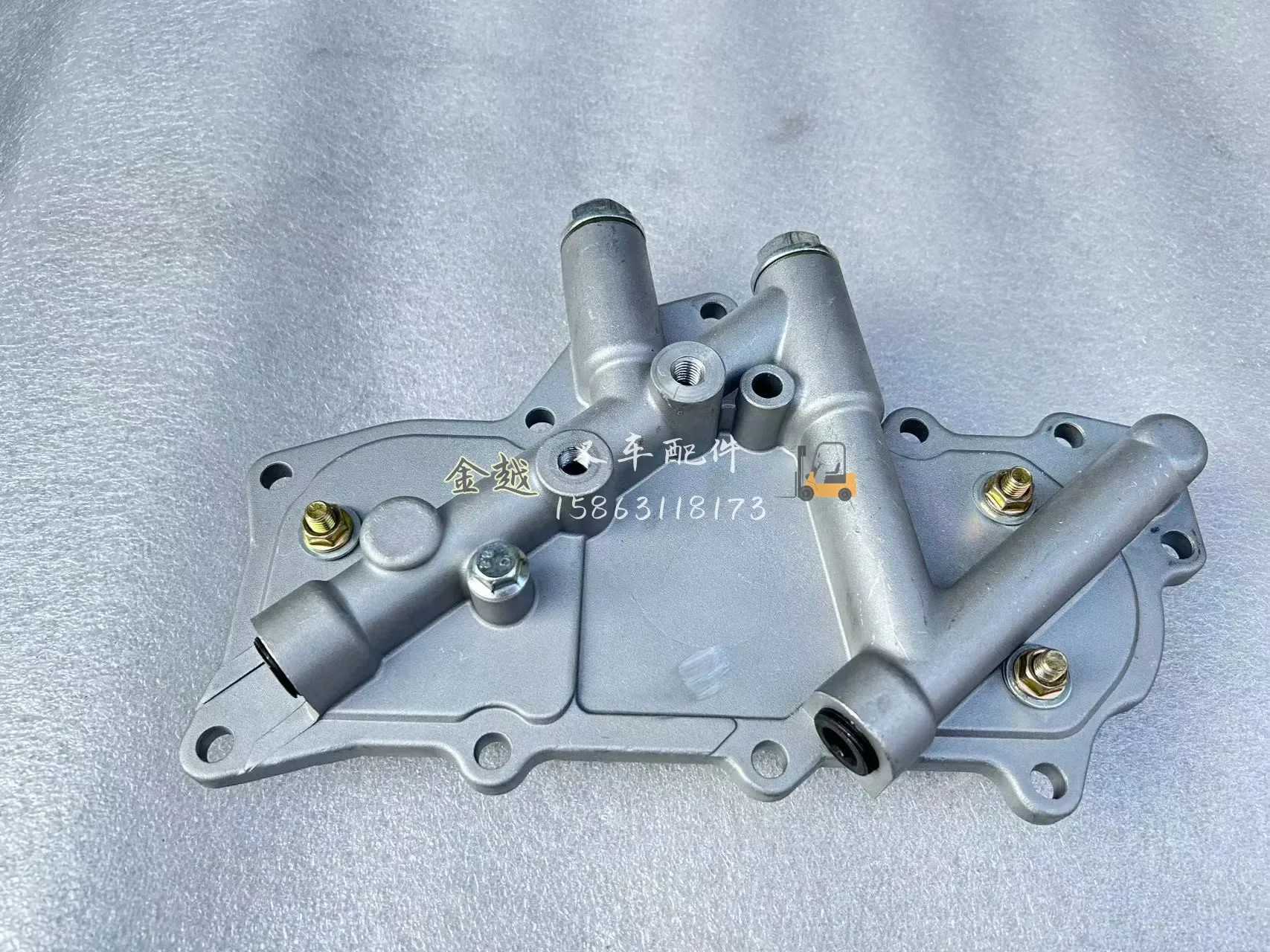 

1pc for TCM NISSAN 40K TD27 Forklift oil radiator cooler 21305-7T40A