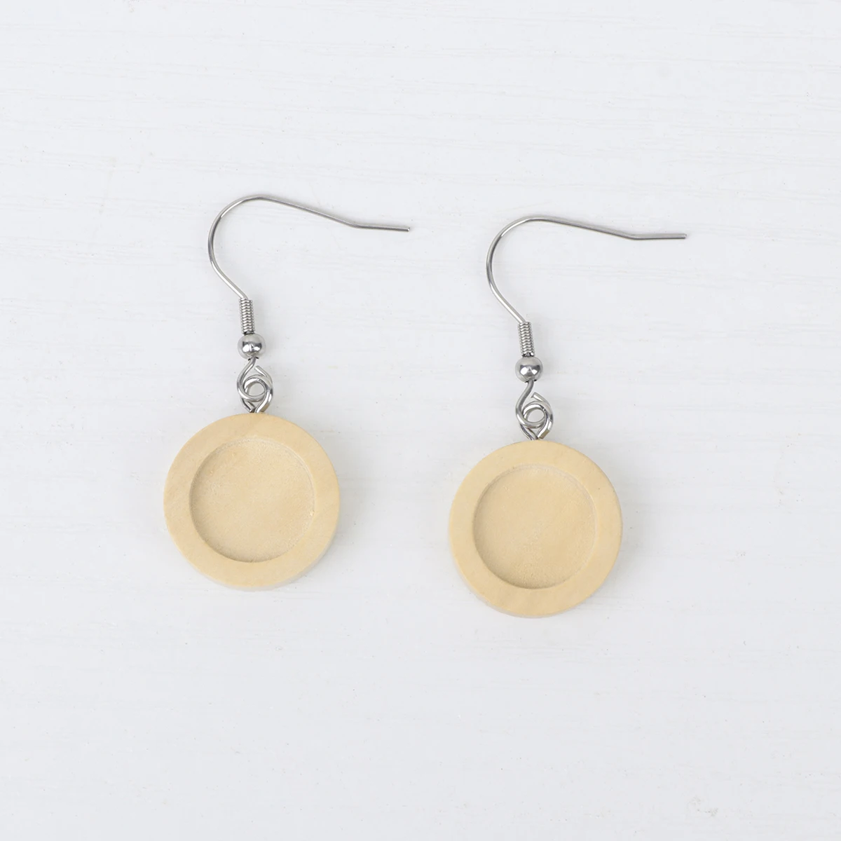

10 Pcs Round Pendant Trays Wood Earrings Blanks Cabochon Bases Settings Bezel Jewelry