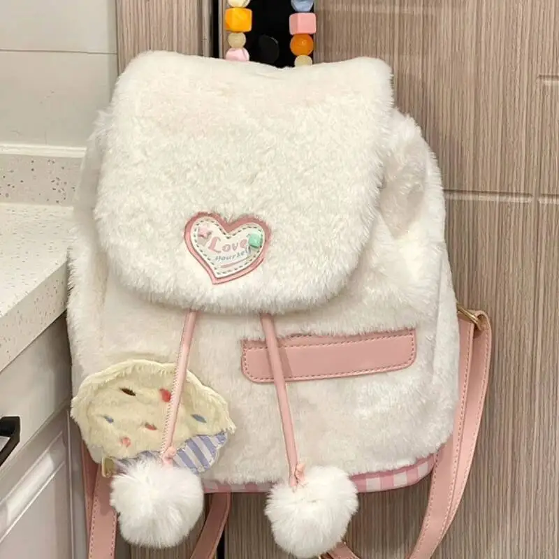 กระเป๋าเป้ขนปุยแฟชั่นน่ารักสไตล์คาวาอี้สำหรับผู้หญิง ปี 2025 เหมาะกับทุกโอกาส ใช้ได้ทั้งไปโรงเรียนและลำลอง  กระเป๋าเป้ขนเทียมสไตล์ Y2k