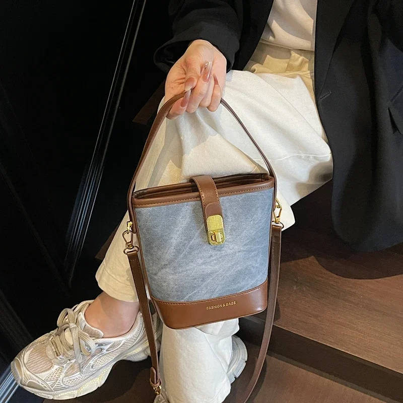 

Women's Luxury Brand Handbag Leather Tote Bag Shoulder Bag Crossbody Bag Famous Designer Elegant Style