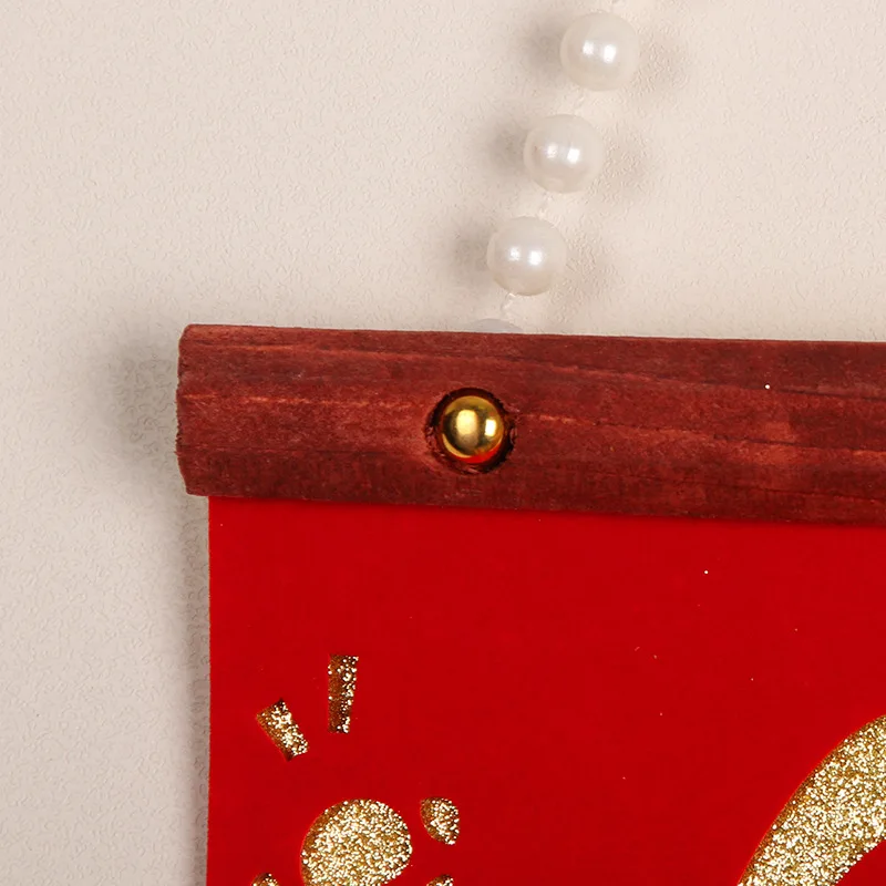 قلادة مهرجان الربيع الفيتنامية لعام 2026 مع زخرفة مخملية متعددة الطبقات لتزيين العام الجديد