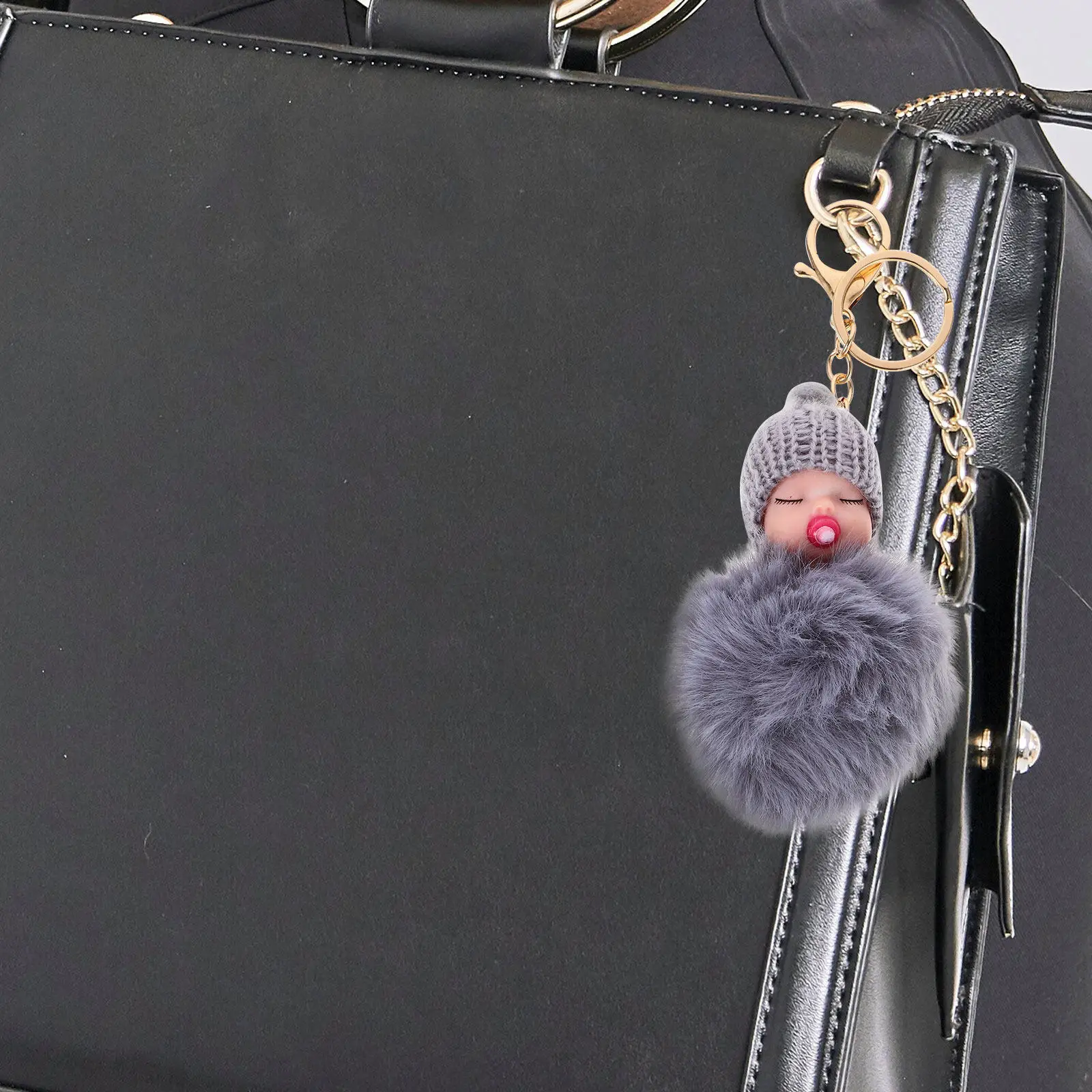 

Милый брелок-помпон с спящим персонажем, подвеска для сумки, аксессуар для автомобильных ключей, держатель для ключей, декоративный кулон, подарок для близких