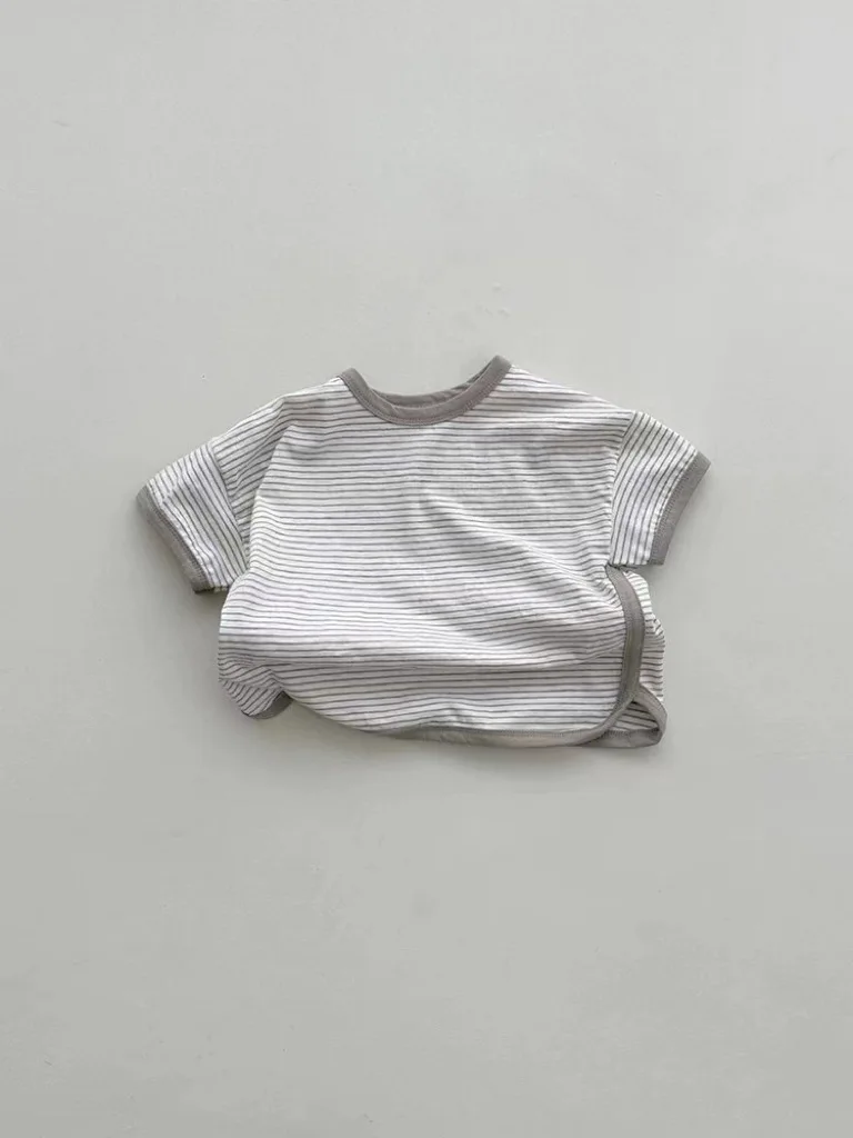 T-shirt rayé à manches courtes pour bébé garçon et fille, en coton, décontracté et respirant, polyvalent, à la mode, été 2024