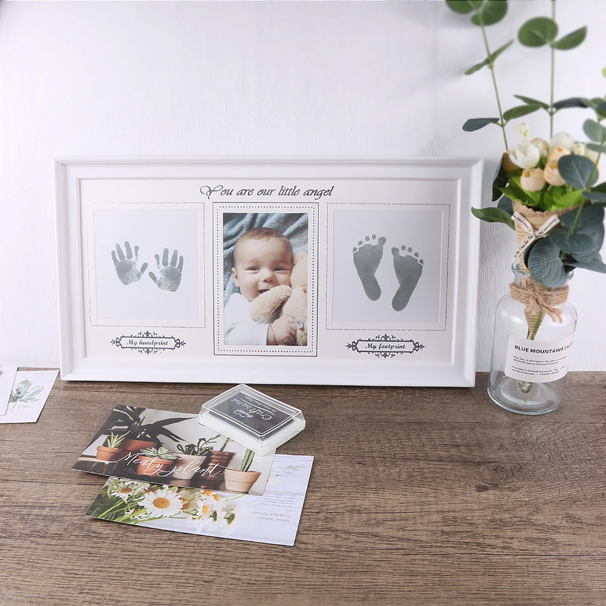 Newborn boys and girls baby growth diy picture frame hand footprint table Picture frame newborn 12 months table