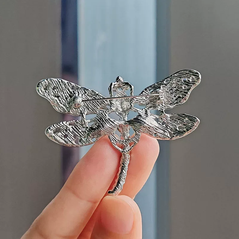 Fashion Sparkling Rhinestone Brooch Butterfly Insect Pin for Coat Jacket Dress Women Accessories