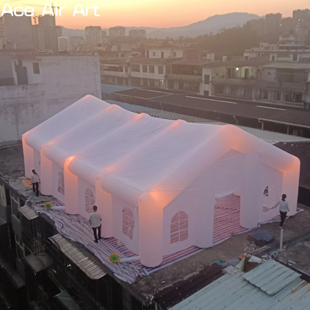 Maison gonflable extérieure de tente pour les fêtes et les événements, tente gonflable géante de mariage pour les fêtes de mariage