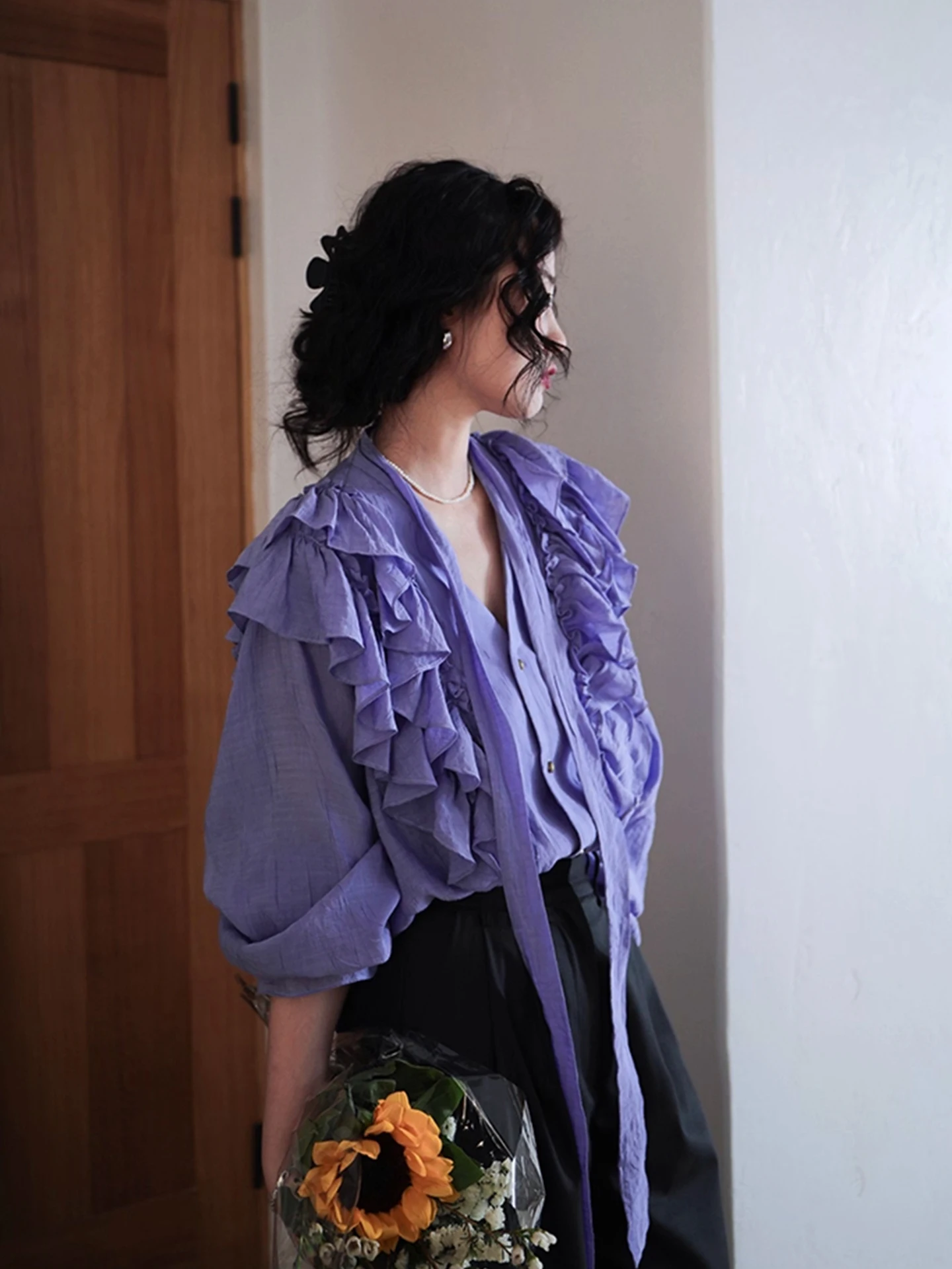 Clothland Women Sweet Ruffled Blouse Lace Tie V Neck Long Sleeve Loose Style Shirt Female Chic Tops Blusa Mujer LB336