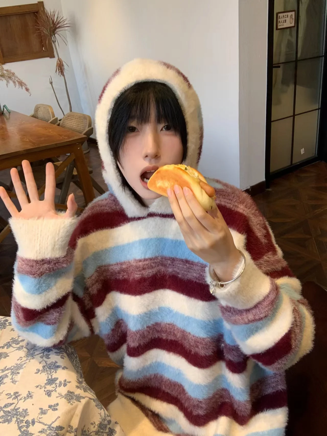 

Американский ретро-худи в полоску с цветными блоками, повседневный свободный вязаный свитер, молодежный зимний теплый модный свитер в стиле кэжуал для пар