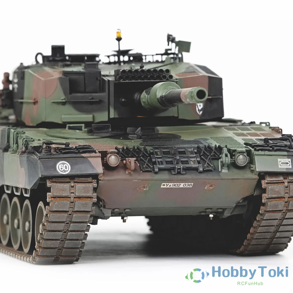 Novo 1/16 alemanha leopardo 2a4 rc tanque de batalha mundial militar ww2 fumaça & som remoto 2.4g l2a4 camuflagem de alta qualidade hobbytoki