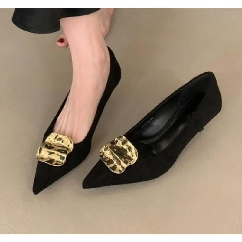 

New Women's Suede Pointed Metal Buttoned Mid Heels Dress Shoes Fashion Heels for Office Dress Women's Leather Single Shoes Pumps