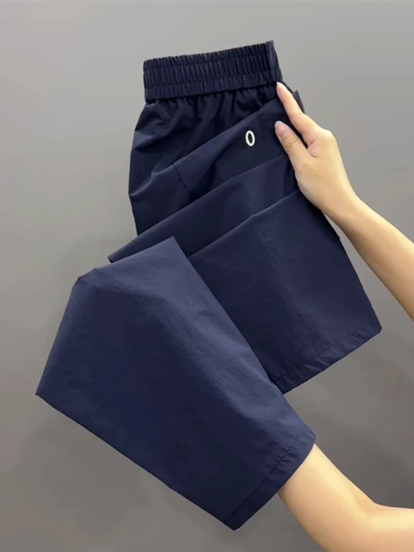 

Женские летние тонкие спортивные брюки из ледяного шелка, быстросохнущие, больших размеров, укороченные, с защитой от солнца, прохладные, повседневные, в стиле Харлан, с высокой талией, свободного кроя