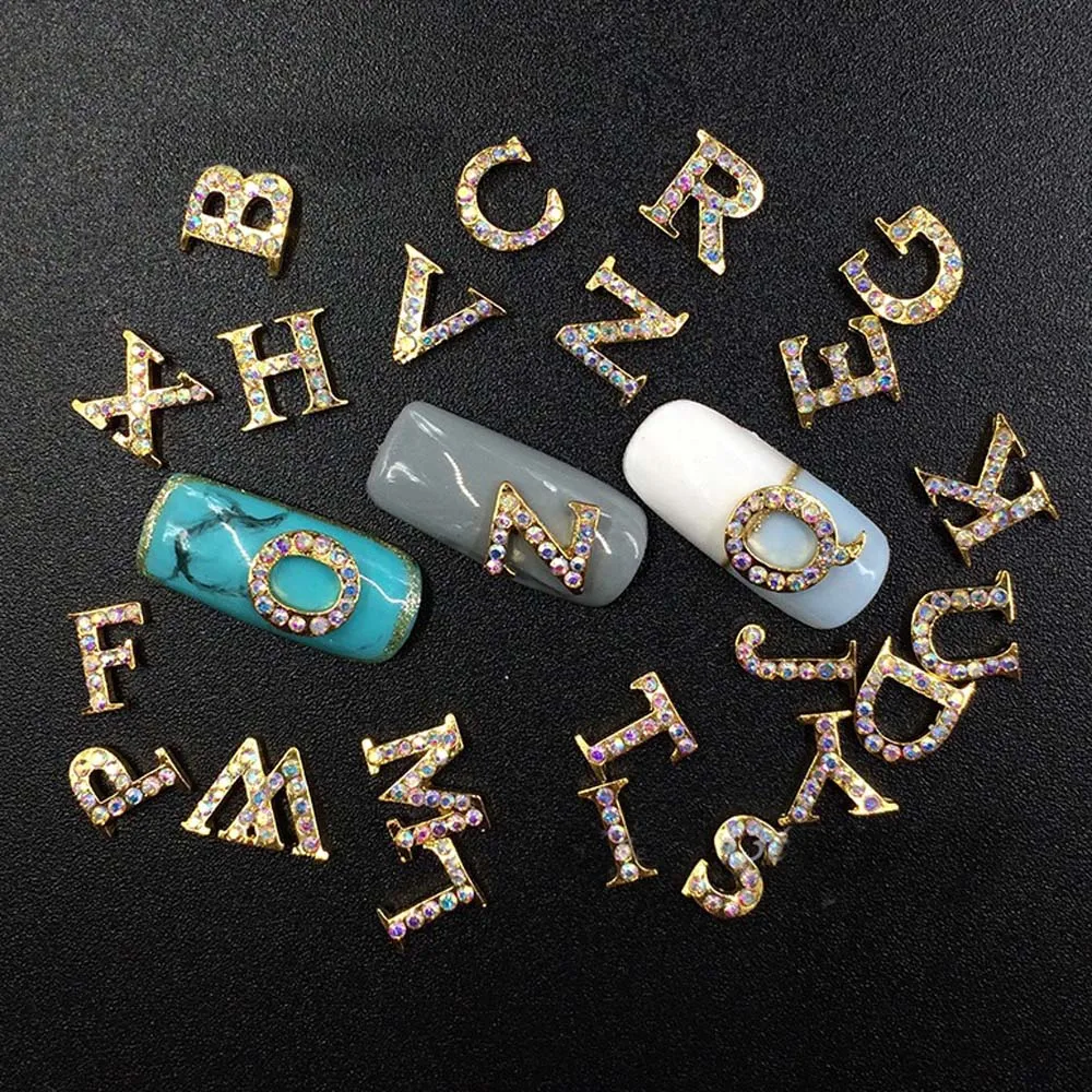 26pcs Argenté Diamant Lettre Nail Art Charmes 3D Alliage Brcorporelle AB Diamant A-Z Anglais Alphabet Nail Strass DIY Décoration Des Ongles