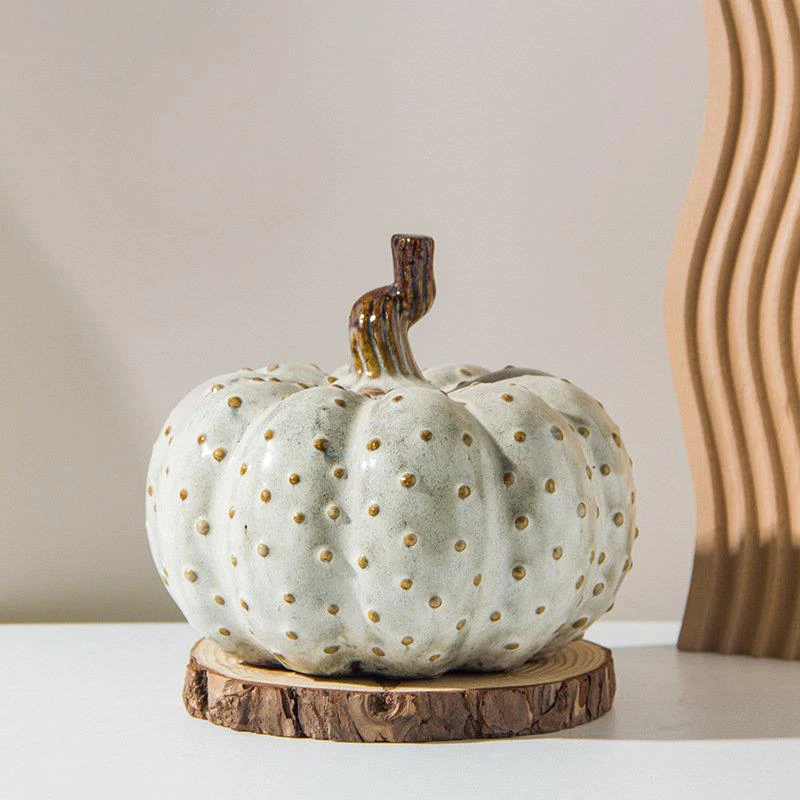 

Ceramic Pumpkin Sculpture Desk Decoration Simulation Pumpkin Statue Room Aesthetics Decor Artwork Porcelain Crafts Ornaments