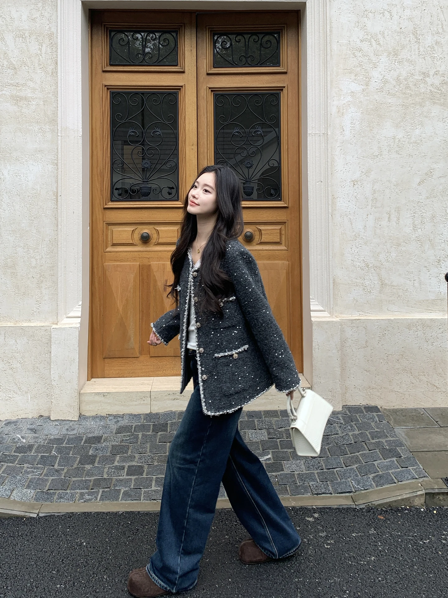 

Пуховик Lao Yang's Personal ME из твидовой серии Night Ball 95 с наполнителем из белого гусиного пуха, корейский стиль, свободный крой, женское пальто