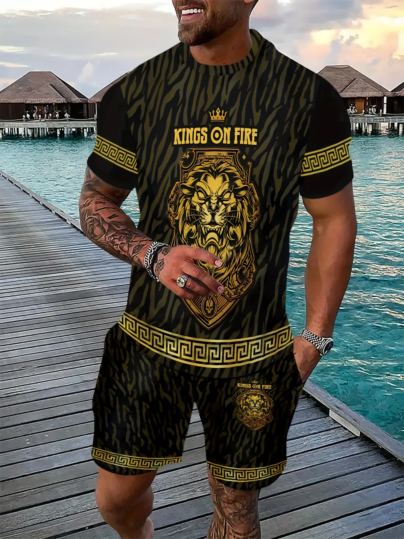 New 3D printed tiger print men's plus size sports and leisure round neck short sleeved shorts two-piece set for summer 2025