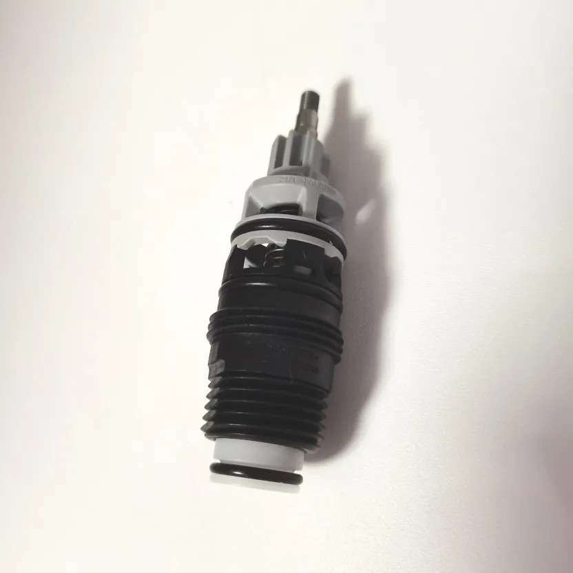 

Оригинальные импортные комплектующие для душевых смесителей Hansgrohe (Германия): компоненты водоразделителя 94077000