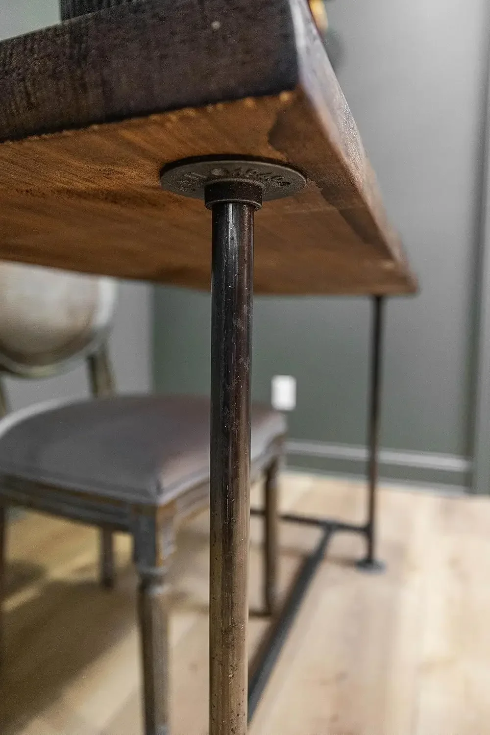 [¡Nueva llegada, precio con descuento! ]Mesa de sofá de tubo industrial - Mesa consola Live Edge para entrada o detrás del sofá - (Honey Pine)