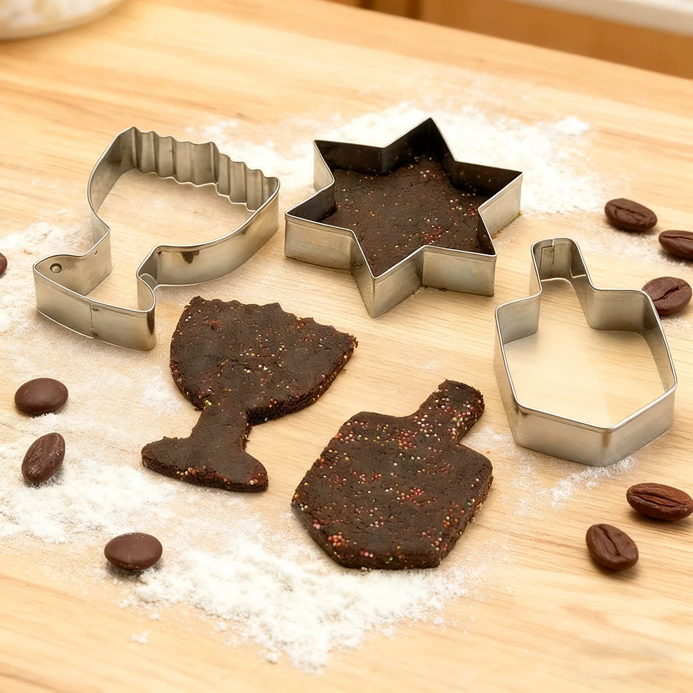 3Pcs Chanukah Cookie Cutters Sheets Dreidel Menorah Star of David Jewish New Year Holiday Favors Hanukkah Kitchen Accessories