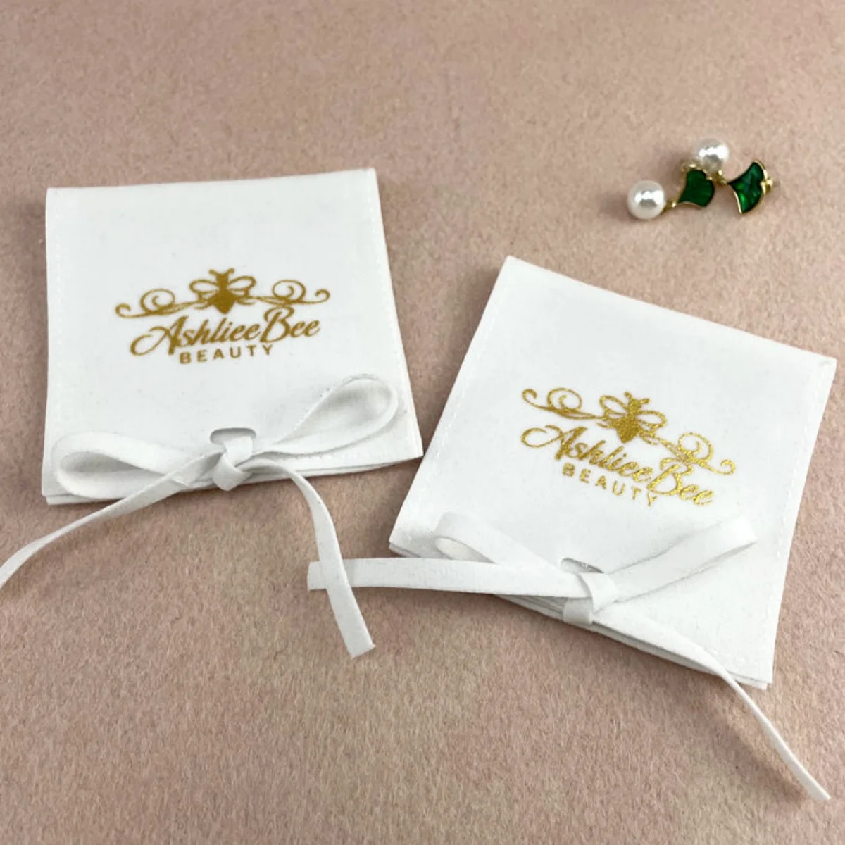 

100 шт. розовая ювелирная фланелевая сумка, бархатные замшевые мешочки на шнурке, кольца, серьги, кулон, браслет, ожерелье, упаковка, подарок, организация